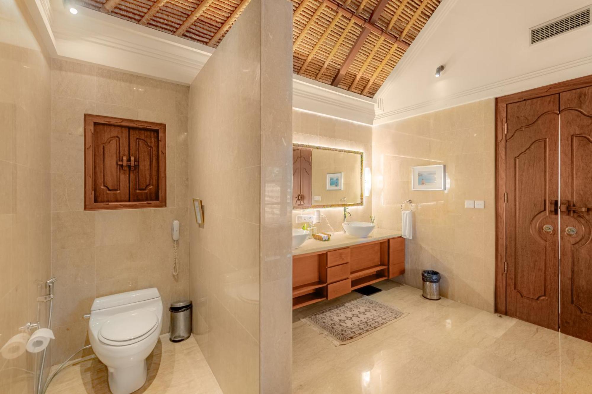 Villa Dorado - Steps From Jimbaran Beach Εξωτερικό φωτογραφία