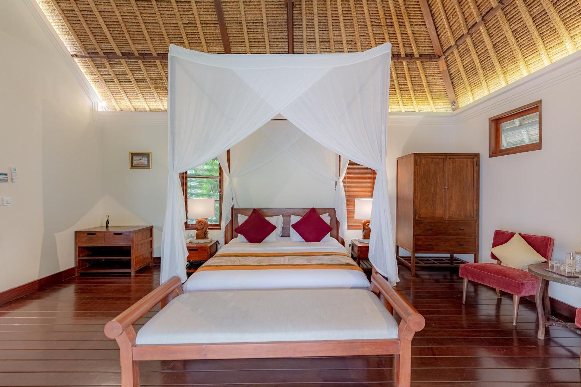 Villa Dorado - Steps From Jimbaran Beach Εξωτερικό φωτογραφία